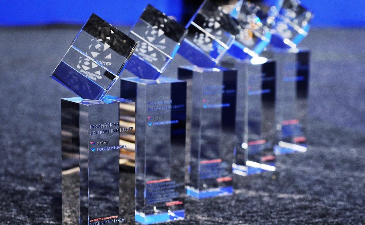 Маргарита Павлова приняла участие в церемонии награждения победителей окружного этапа Всероссийского конкурса «Экспортер года» в Уральском федеральном округе