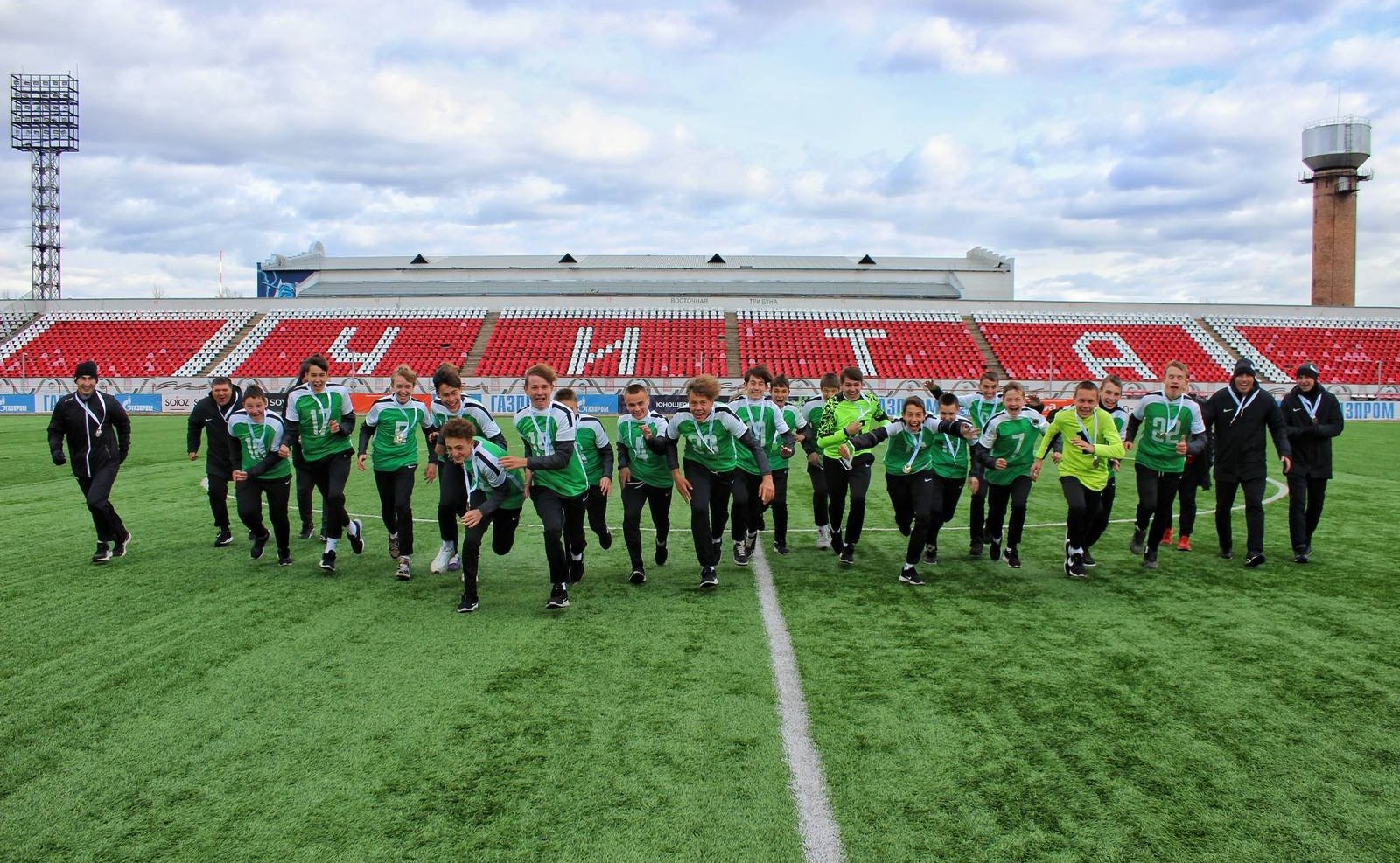 Сергей Михайлов принял участие в торжественной церемонии награждения победителей Дальневосточной Юношеской футбольной лиги в Чите