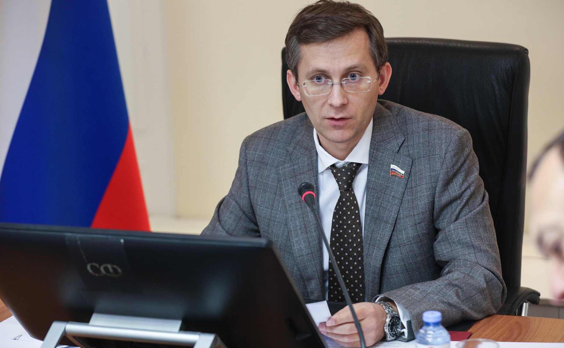 Павел тараканов