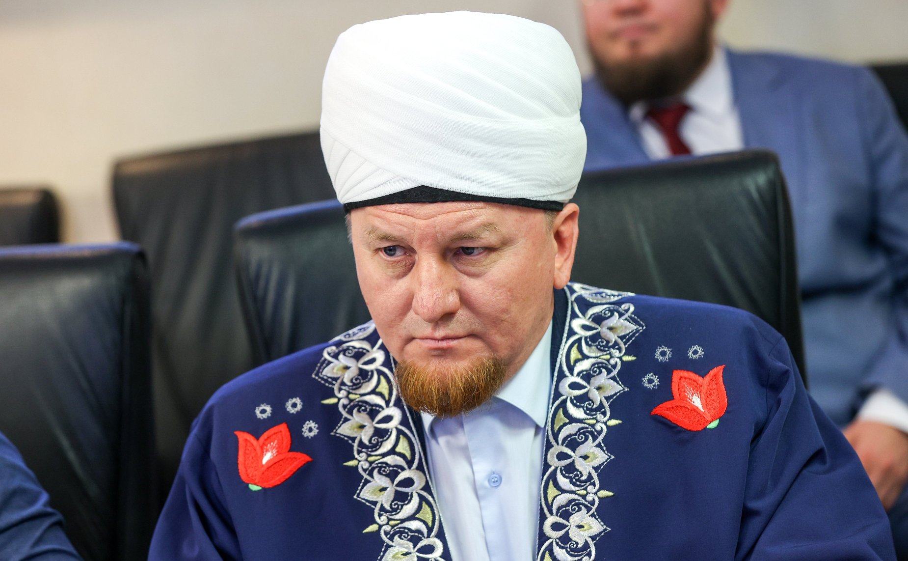 Расширенное совещание по итогам проведения хаджа 2025 года