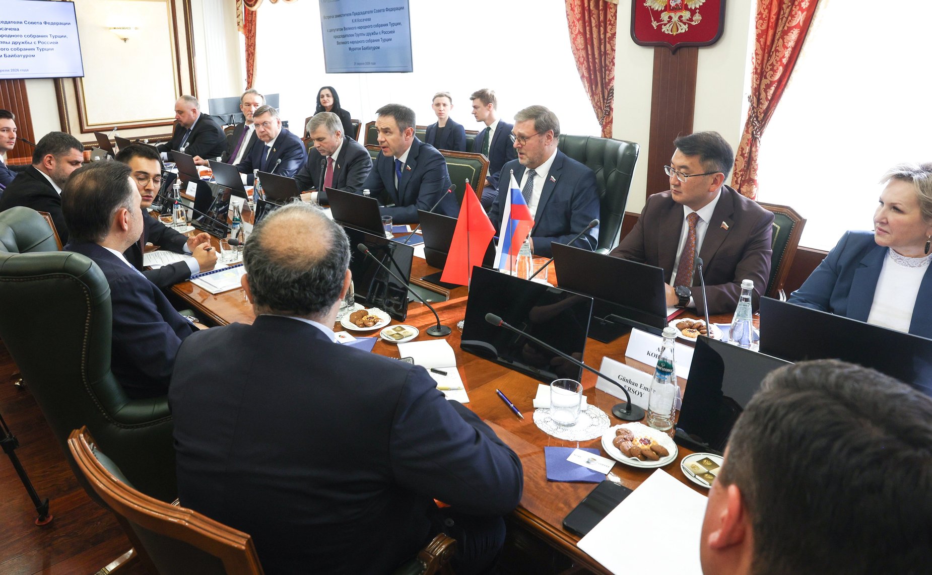 Встреча сенаторов РФ с депутатом Великого национального собрания Турции, председателем группы дружбы с Россией Великого национального собрания Турции Муратом Байбатуром