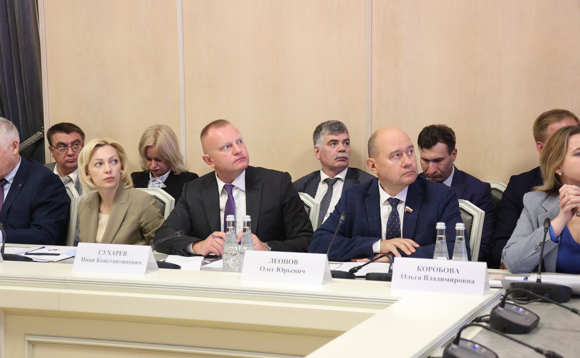 Заседание парламентской комиссии по расследованию преступных действий в отношении несовершеннолетних со стороны киевского режима