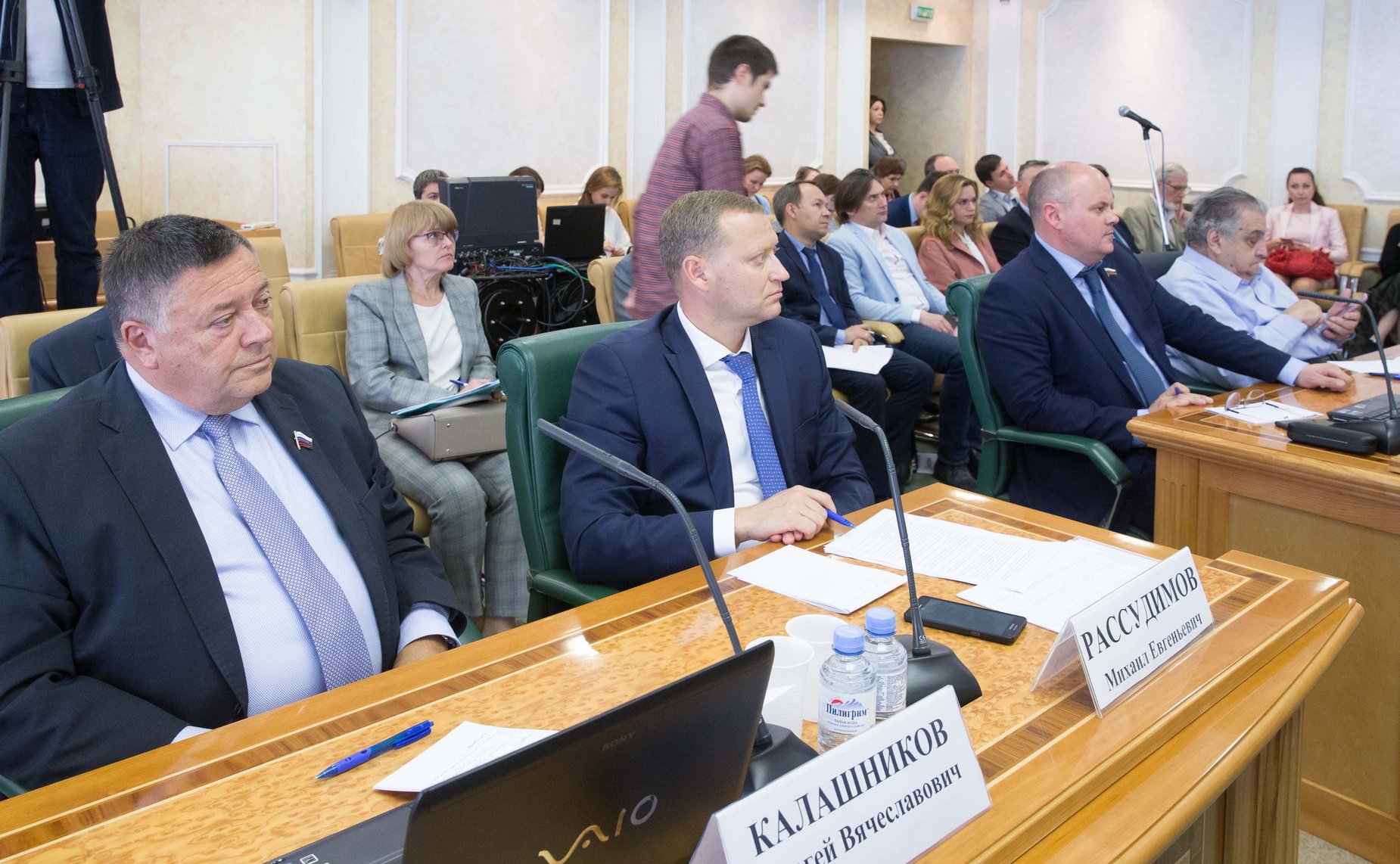Парламентские слушания, посвященные решениям экономических задач, определенных «майским» Указом Президента РФ о национальных целях и стратегических направлениях развития России на период до 2024 года