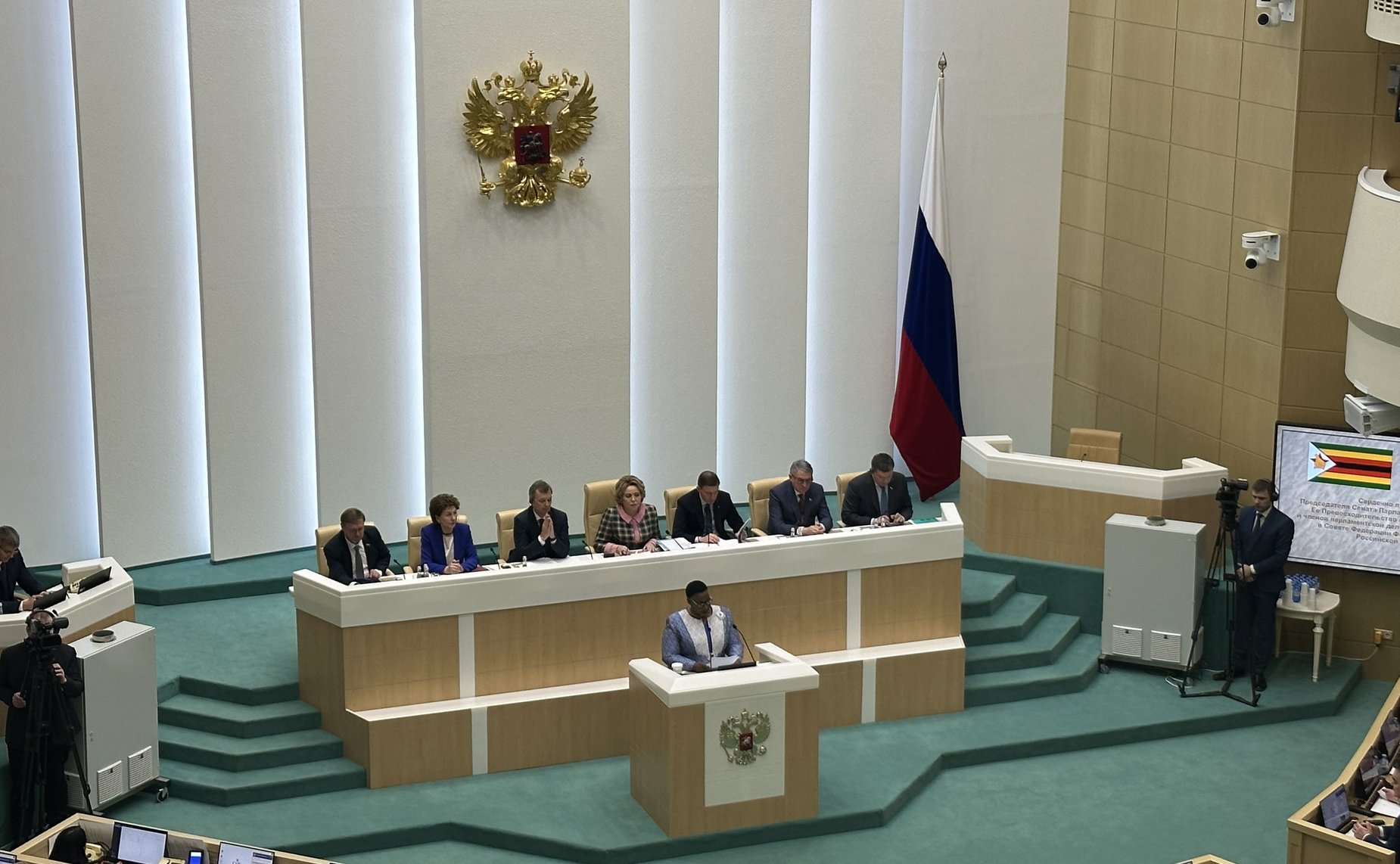 Лучшие воспитанники Вологодского образовательного центра – кадетской школы «Корабелы Прионежья» посетили Совет Федерации по приглашению заместителя Председателя Совета Федерации Юрия Воробьева