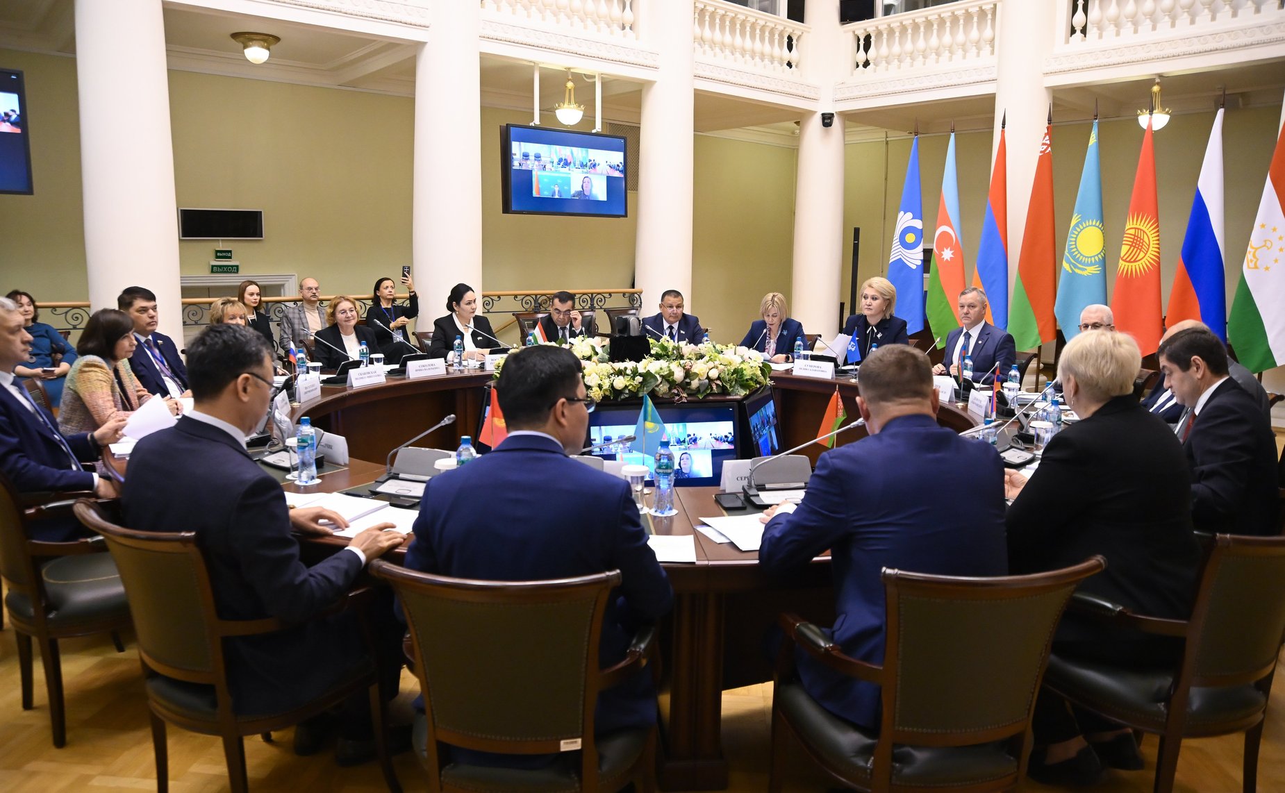 Лилия Гумерова провела заседание Постоянной комиссии МПА СНГ по науке и образованию