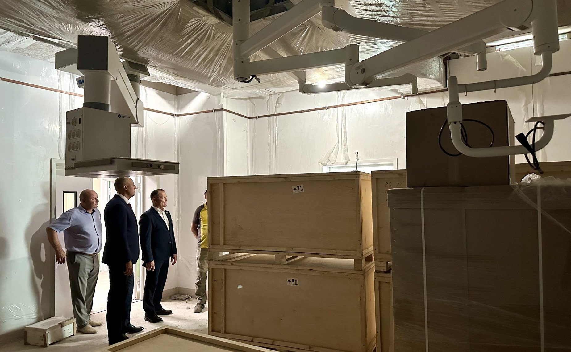 Игорь Мурог вместе с вице-губернатором Рязанской области Артемом Брановым посетил площадку строительства нового военного госпиталя в городе Рязани