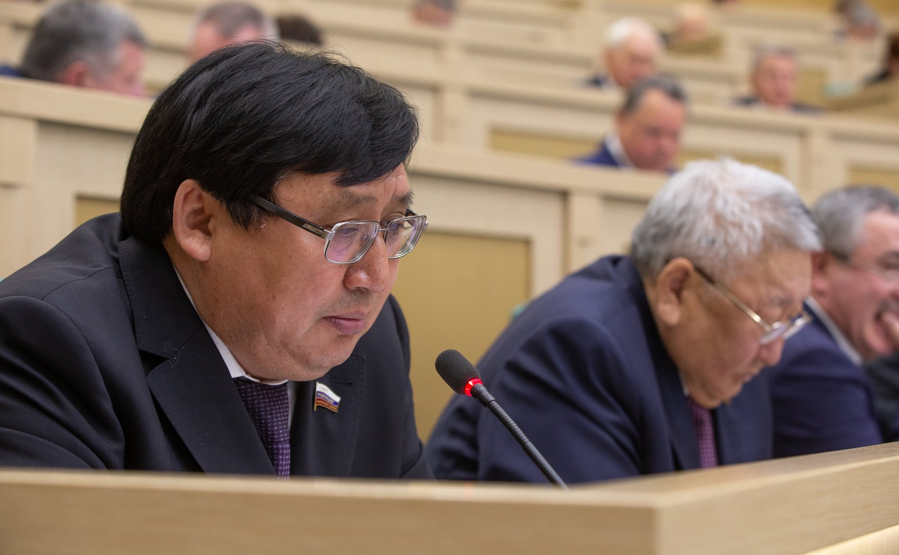 Александр Акимов