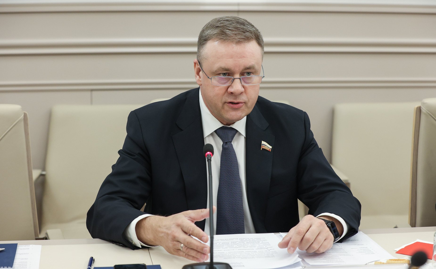 Николай Любимов