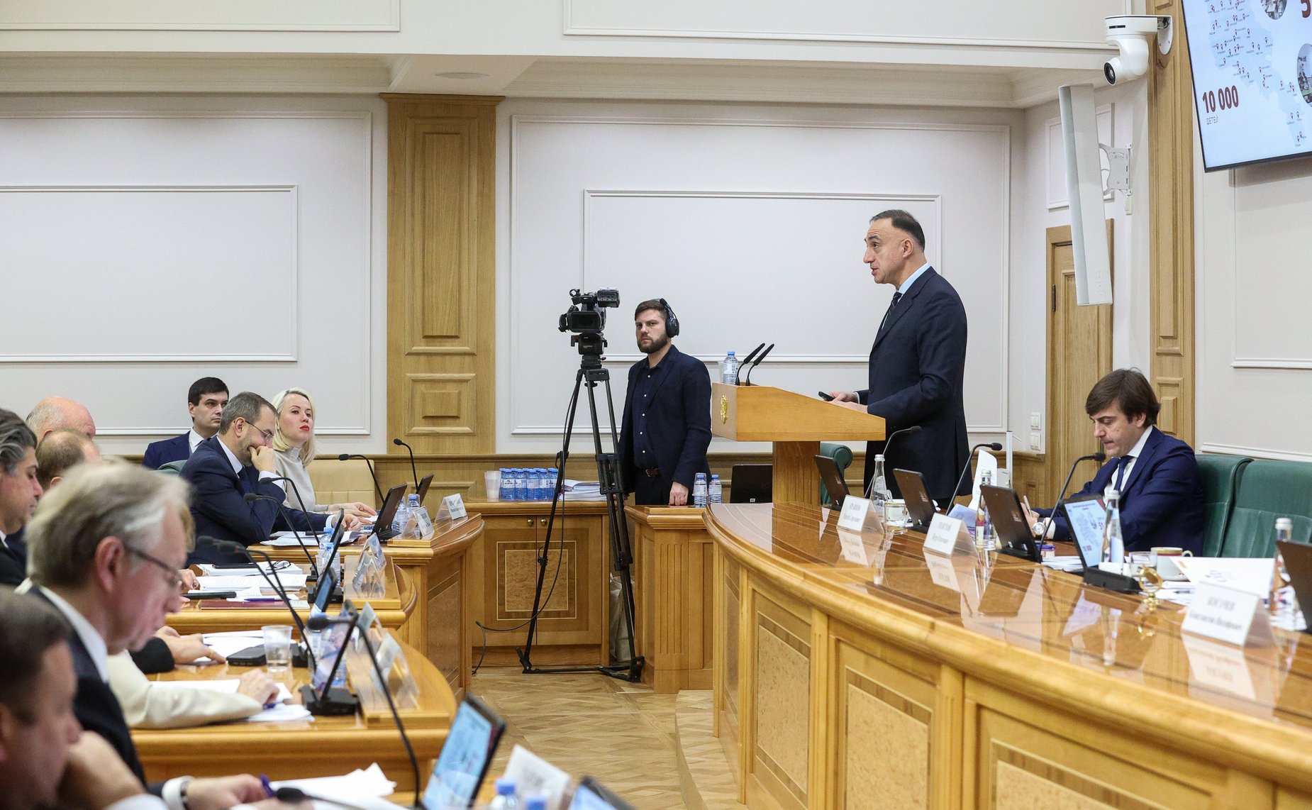Парламентские слушания на тему «Государственная политика в сфере сохранения, защиты и развития русского языка: состояние, проблемы и пути решения»