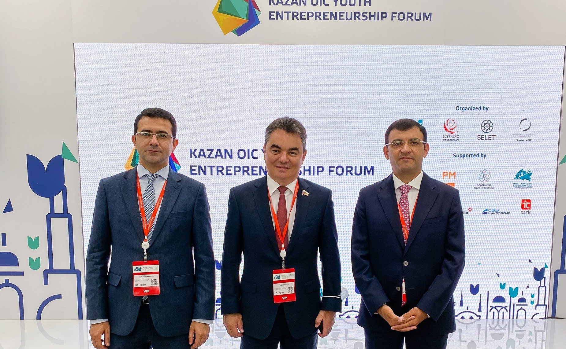 Сенаторы РФ принимают участие в XII Международном экономическом саммите «Россия – Исламский мир: KazanSummit 2021»