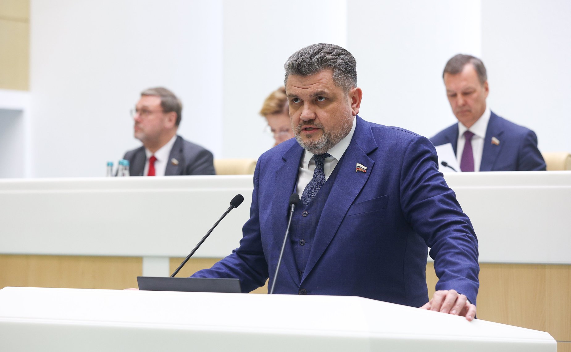 Александр Жуков