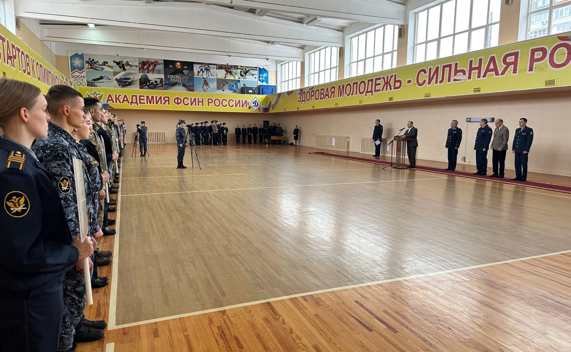 Игорь Мурог принял участие в торжественной церемонии открытия XIV ежегодного турнира по стрельбе из боевого стрелкового оружия памяти Николая Федоровича Макарова в Академии ФСИН России