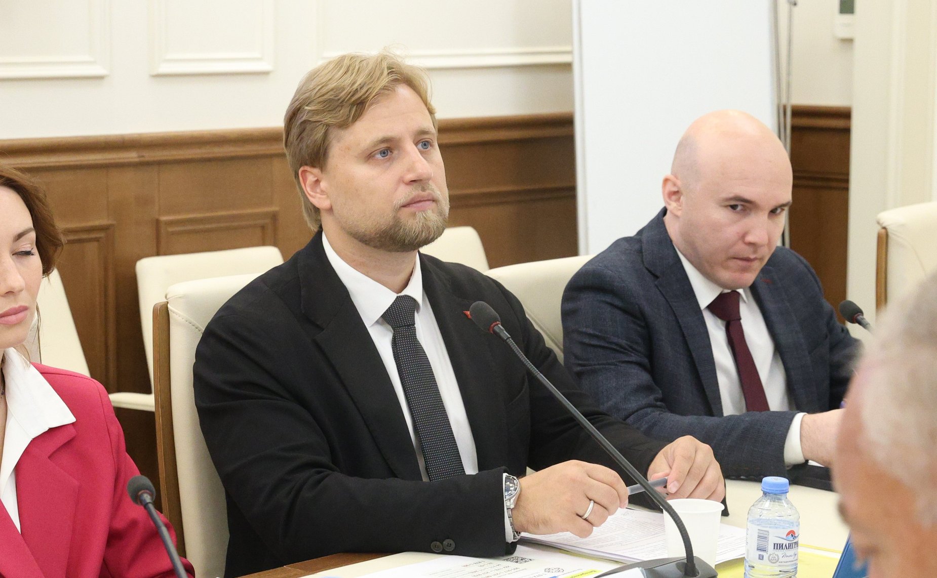Заседание рабочей группы Комитета СФ по аграрно-продовольственной политике и природопользованию по законодательному обеспечению отечественного производства лекарственных средств ветеринарного применения, кормов и кормовых добавок