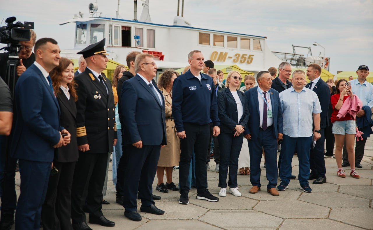 Денис Гусев принимает участие в IV Всероссийском форуме-фестивале «Арктика. Лед тронулся»