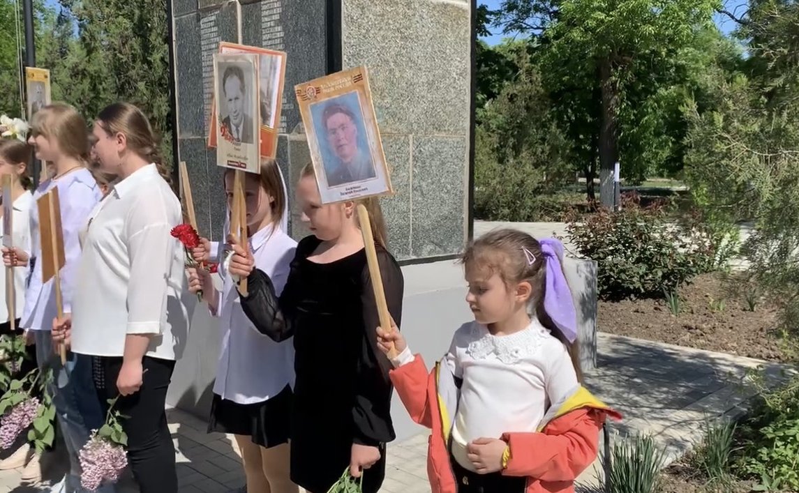 В Херсонской области акции «Бессмертный полк» и «Мой герой» состоятся в онлайн-формате и в виде школьных линеек