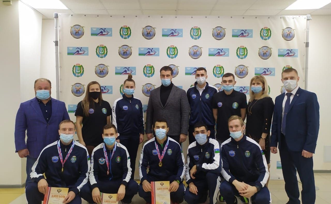 Эдуард Исаков встретился в Сургуте со спортсменами и тренерами Центра адаптивного спорта Югры