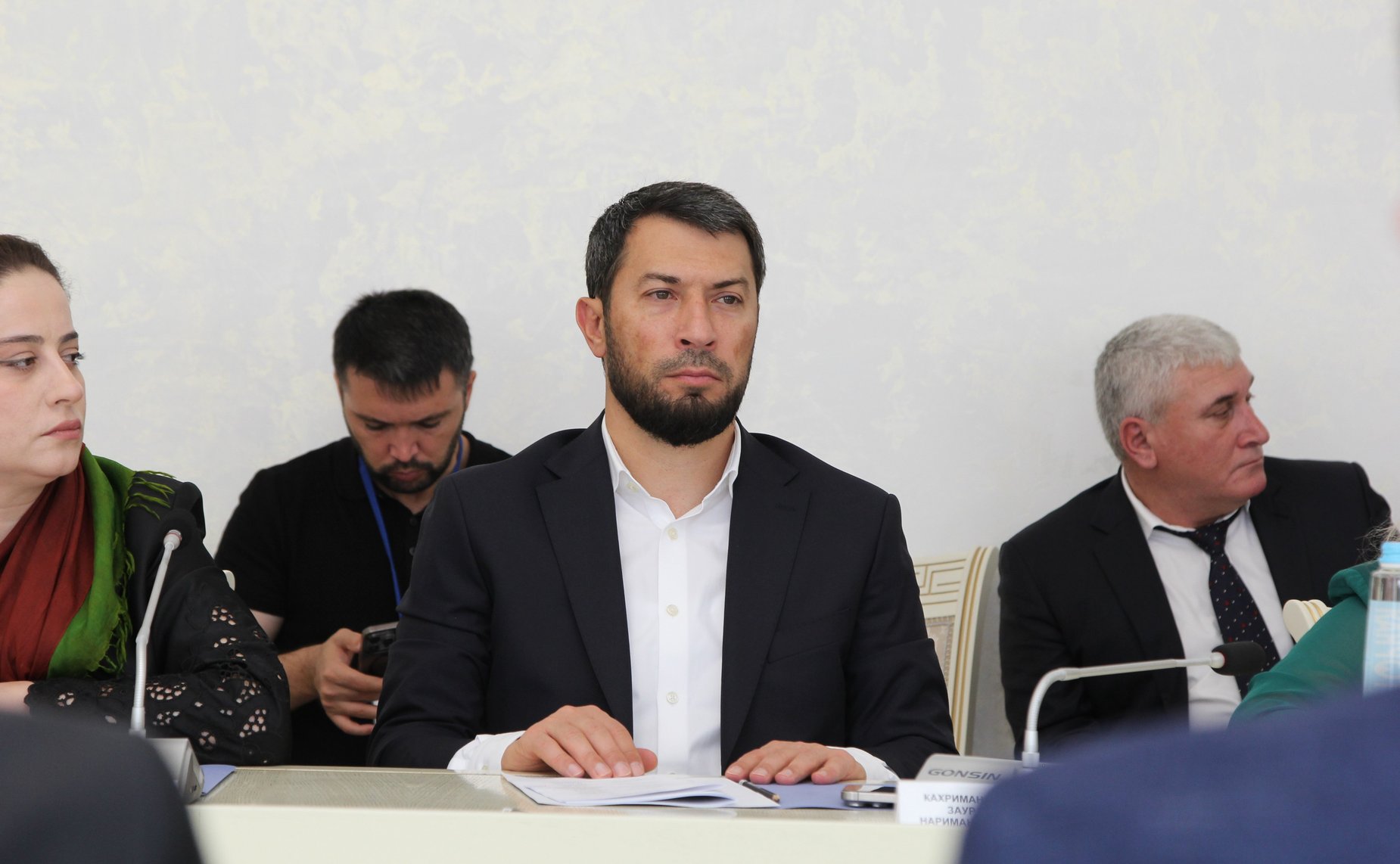 Александр Высокинский выступил на заседании круглого стола «Организационно-правовые условия обеспечения жизнедеятельности и развития горных территорий»