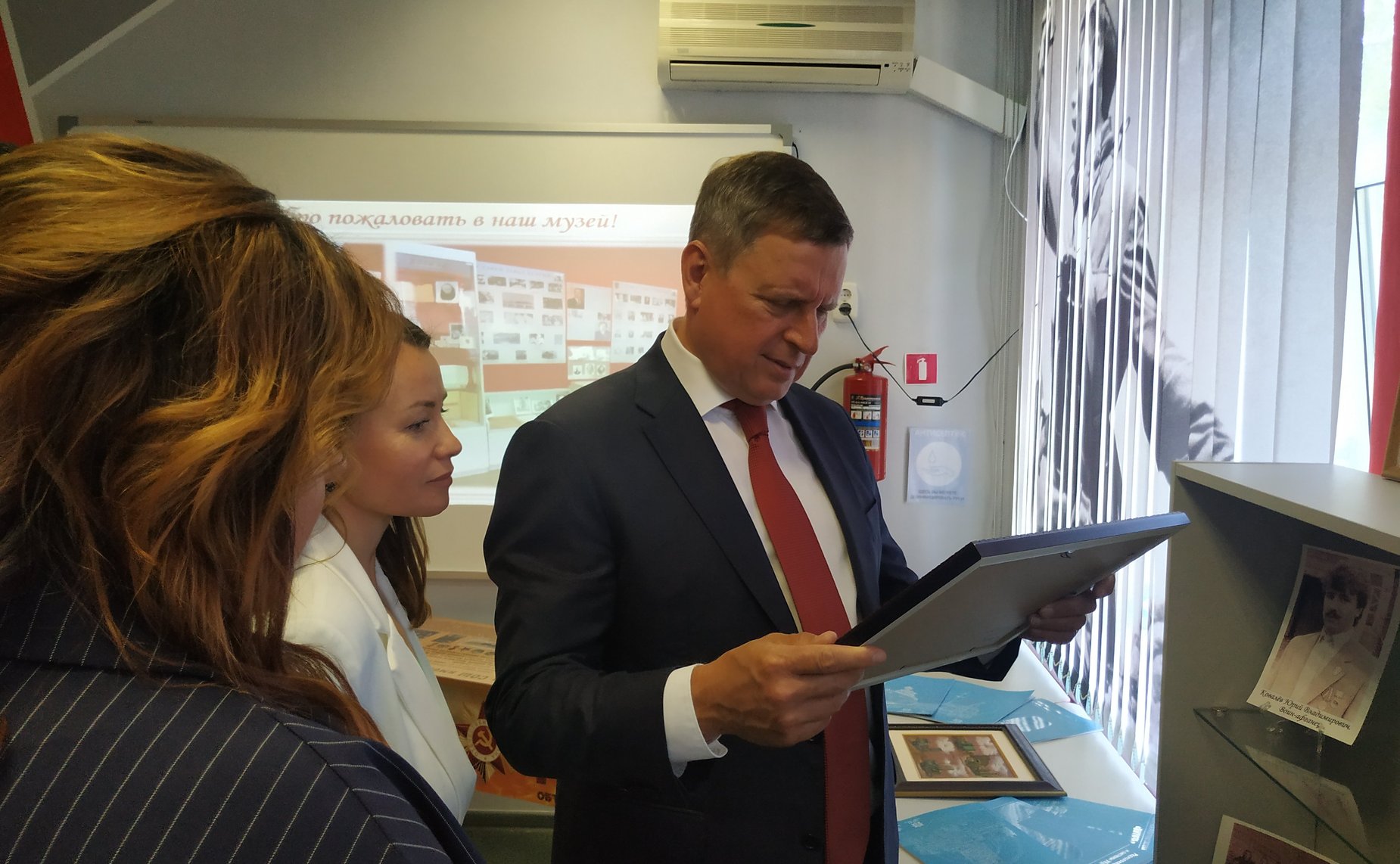 Андрей Епишин принял участие в открытии Памятного знака Герою Советского Союза Сергею Ушакову