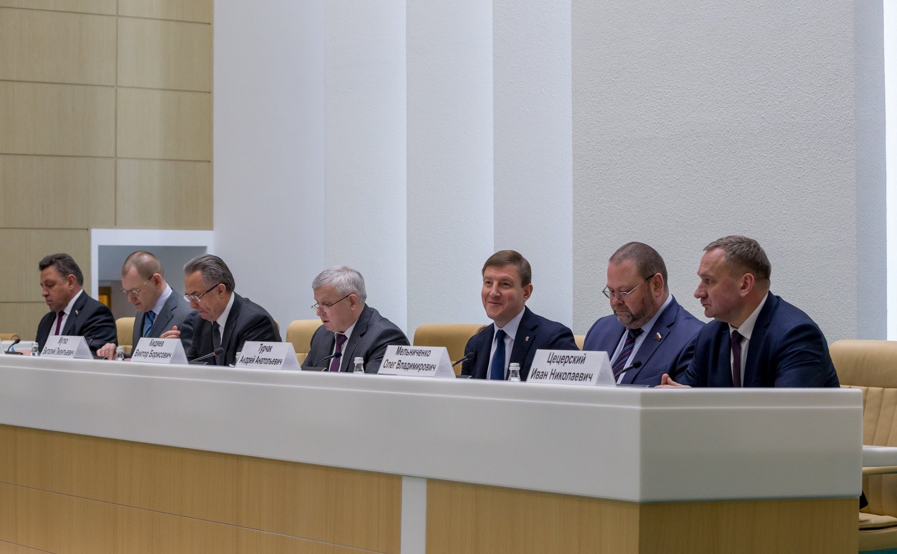 Встреча сенаторов с делегатами съезда Национальной ассоциации развития местного самоуправления