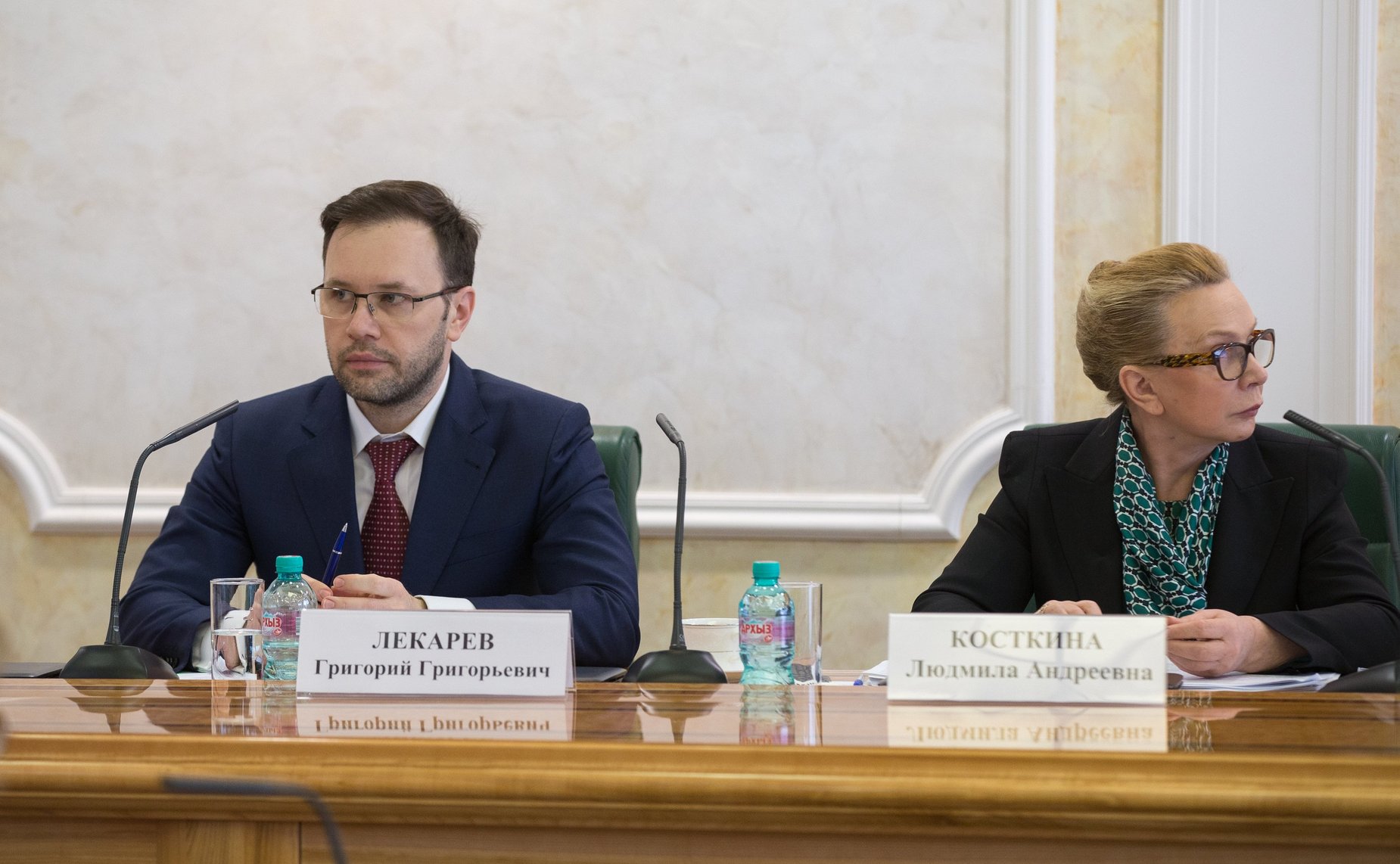 Лекарев Григорий Григорьевич и Мизулина Елена Борисовна на заседании Совета по делам инвалидов при СФ