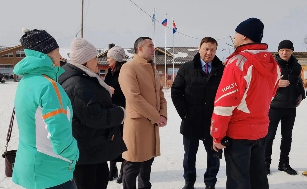 Александр Ролик проинспектировал объекты горнолыжного курорта «Арсеньев»