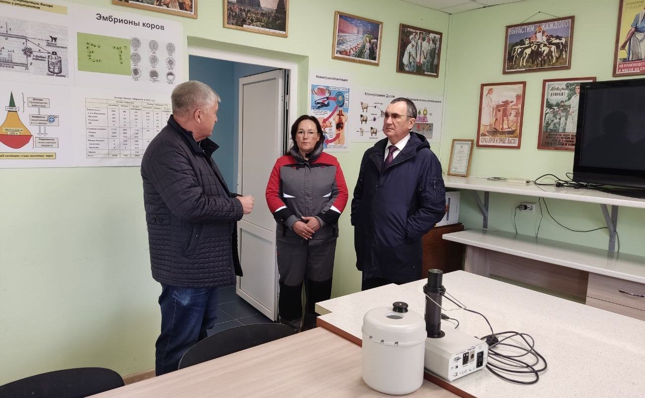 Николай Федоров посетил одно из крупнейших агропредприятий Чувашии