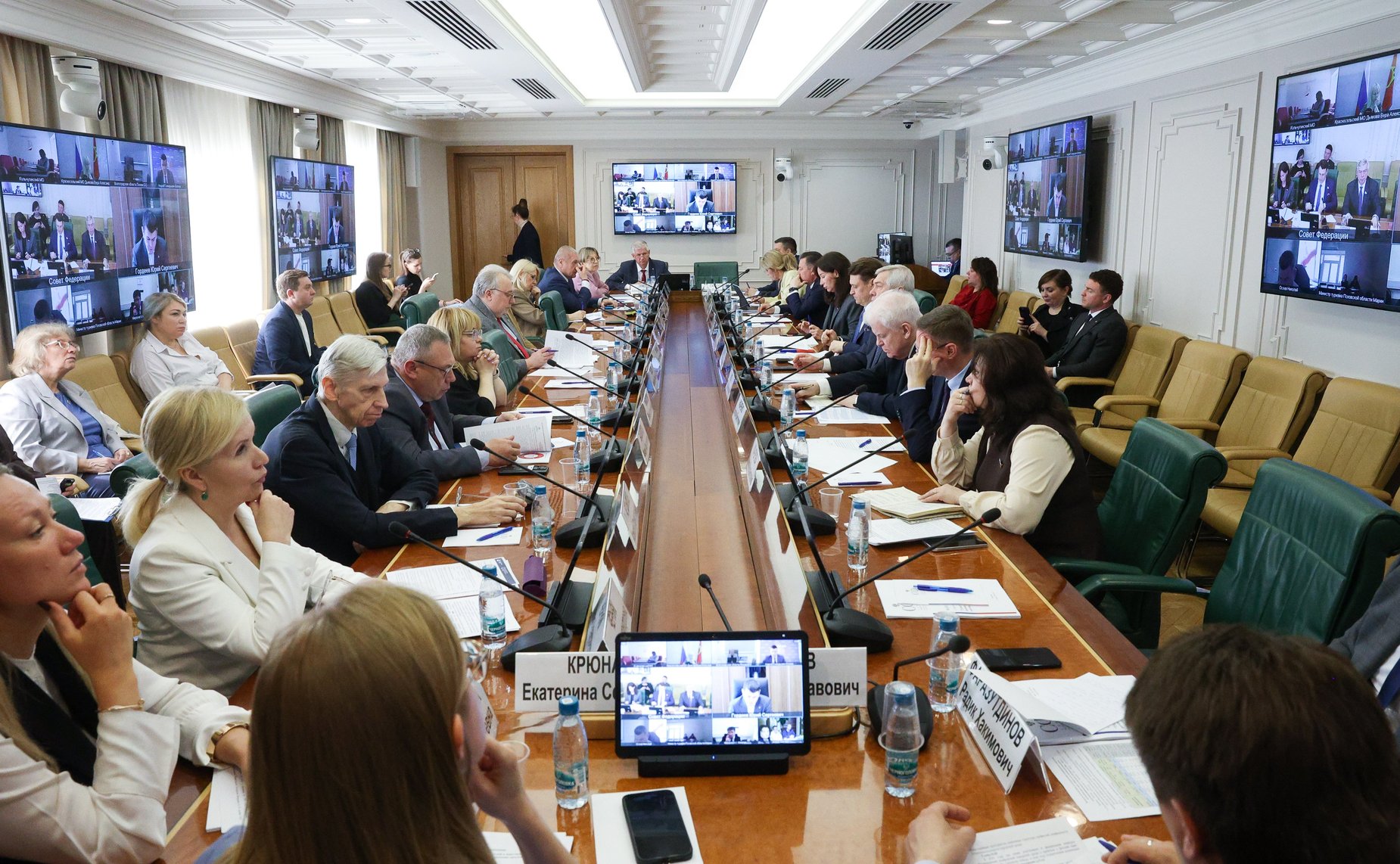 Круглый стол Комитета СФ по федеративному устройству, региональной политике, местному самоуправлению и делам Севера «Туристский и инвестиционный потенциал малых городов и исторических поселений»