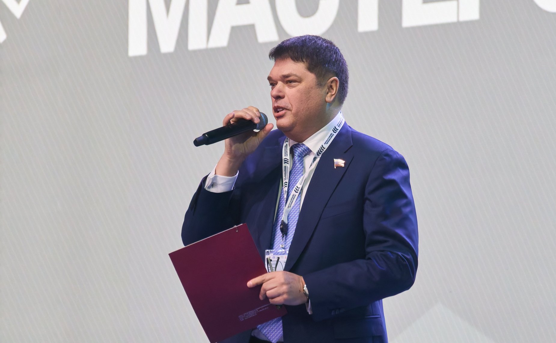 Дмитрий Василенко принял участие в открытии финала Чемпионата по профессиональному мастерству «Профессионалы»