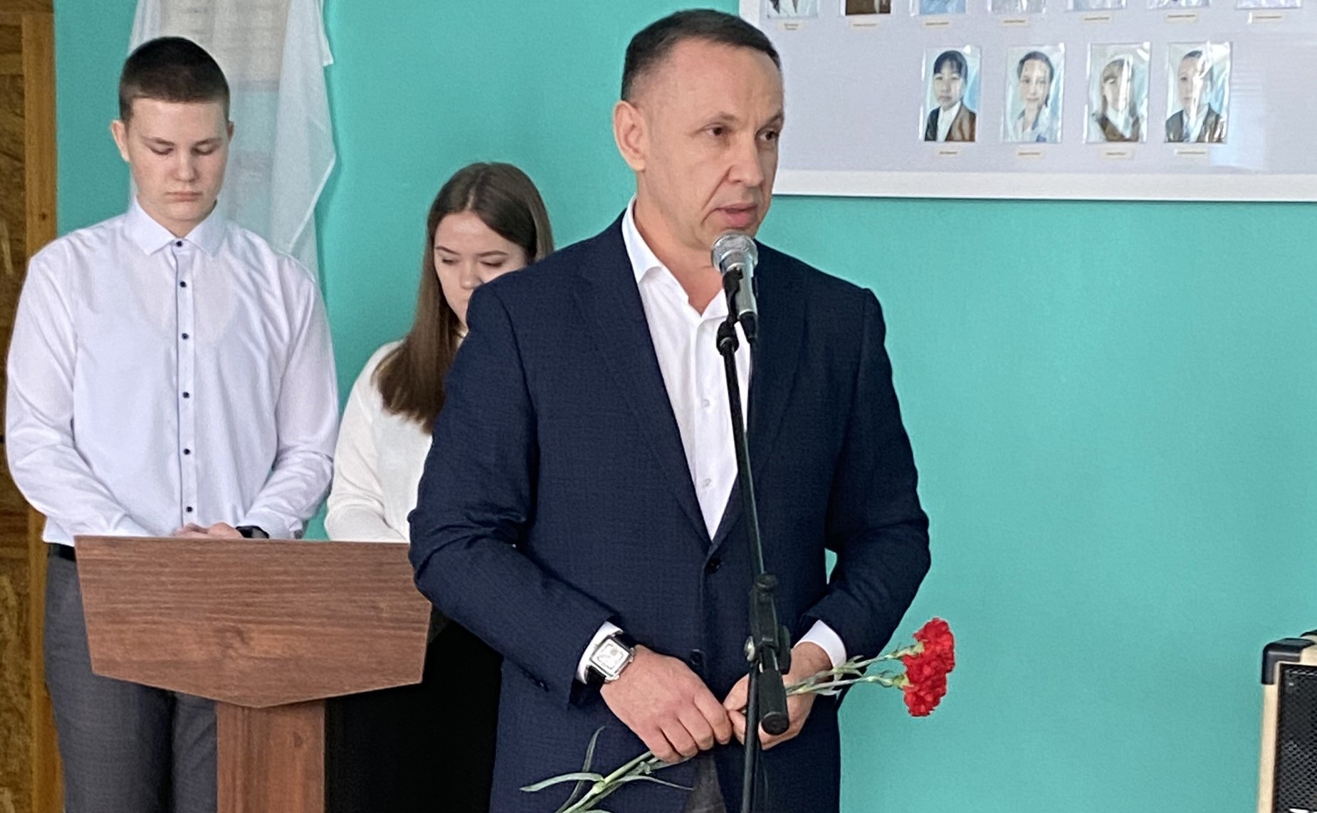 В школе села Куриловка ооткрыли мемориальную доску в честь педагога Александры Прозоровой