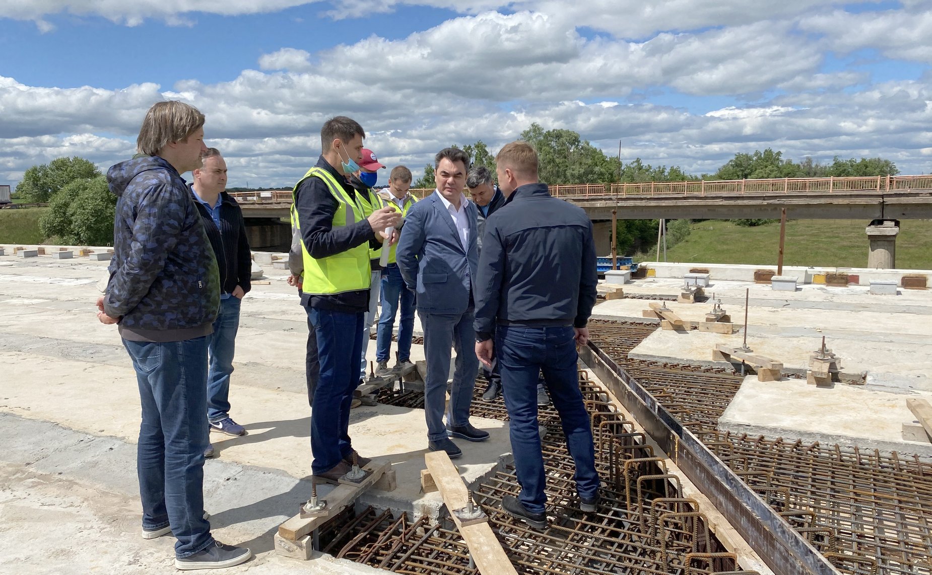 Ирек Ялалов ознакомился с ходом реализации наиболее значимых объектов в Уфимском, Буздякском и Благоварском районах Республики Башкортостан