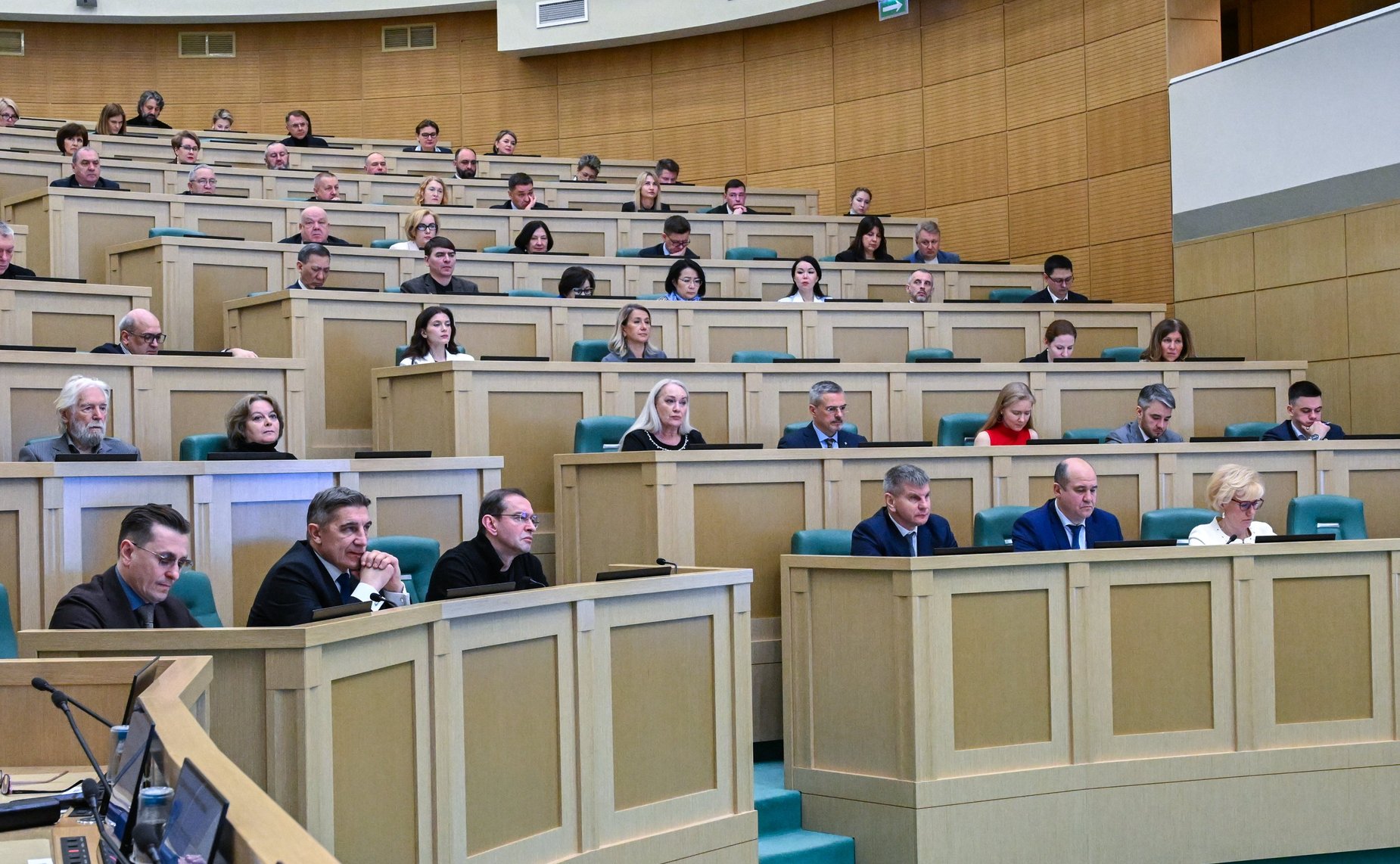 Председатель Совета Федерации Валентина Матвиенко провела встречу с деятелями театрального искусства