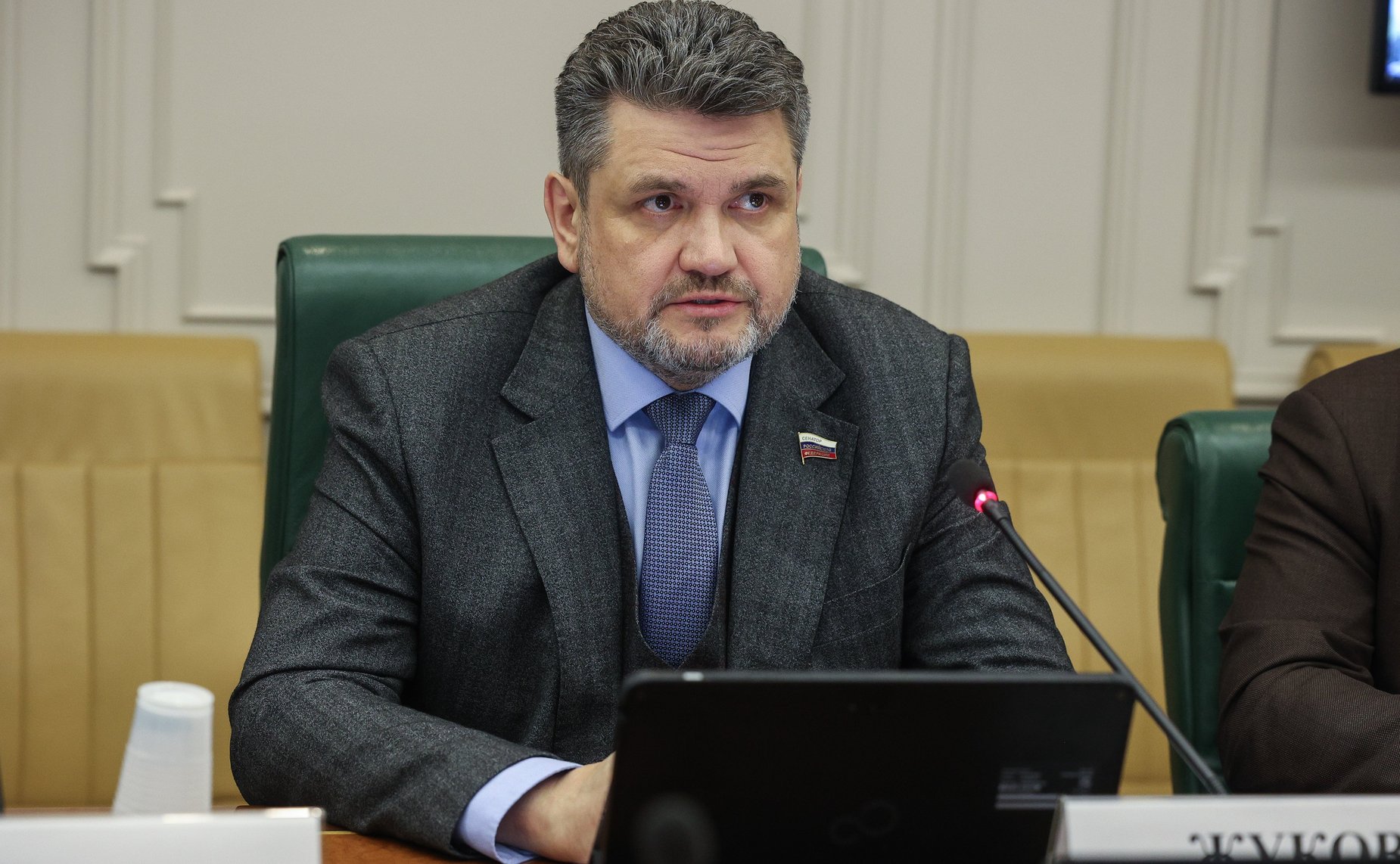 Александр Жуков