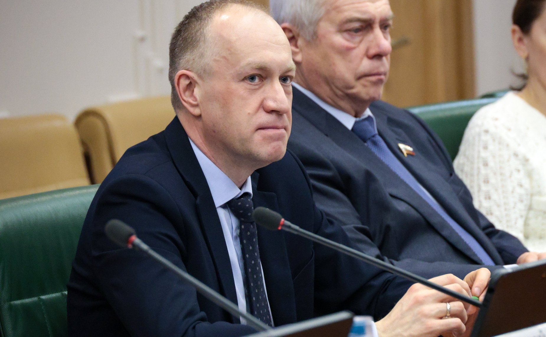 Круглый стол на тему «О реализации проектов по строительству индивидуальных жилых домов по договорам строительного подряда с использованием счетов эскроу»