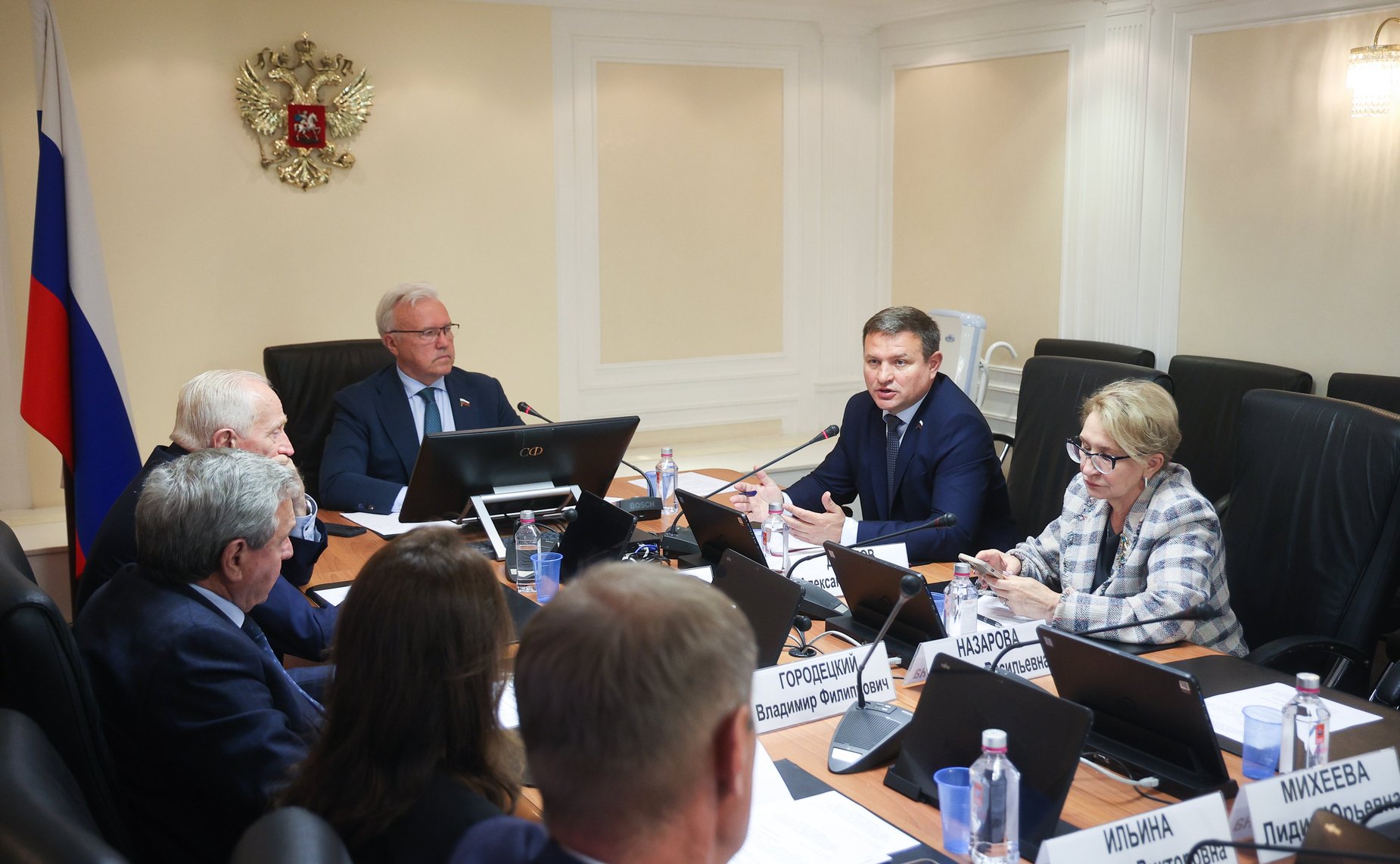Рабочее совещание Совета по вопросам развития Сибири при Председателе Совета Федерации на тему «Действующие механизмы социального инвестирования в России: проблемы и пути их решения»