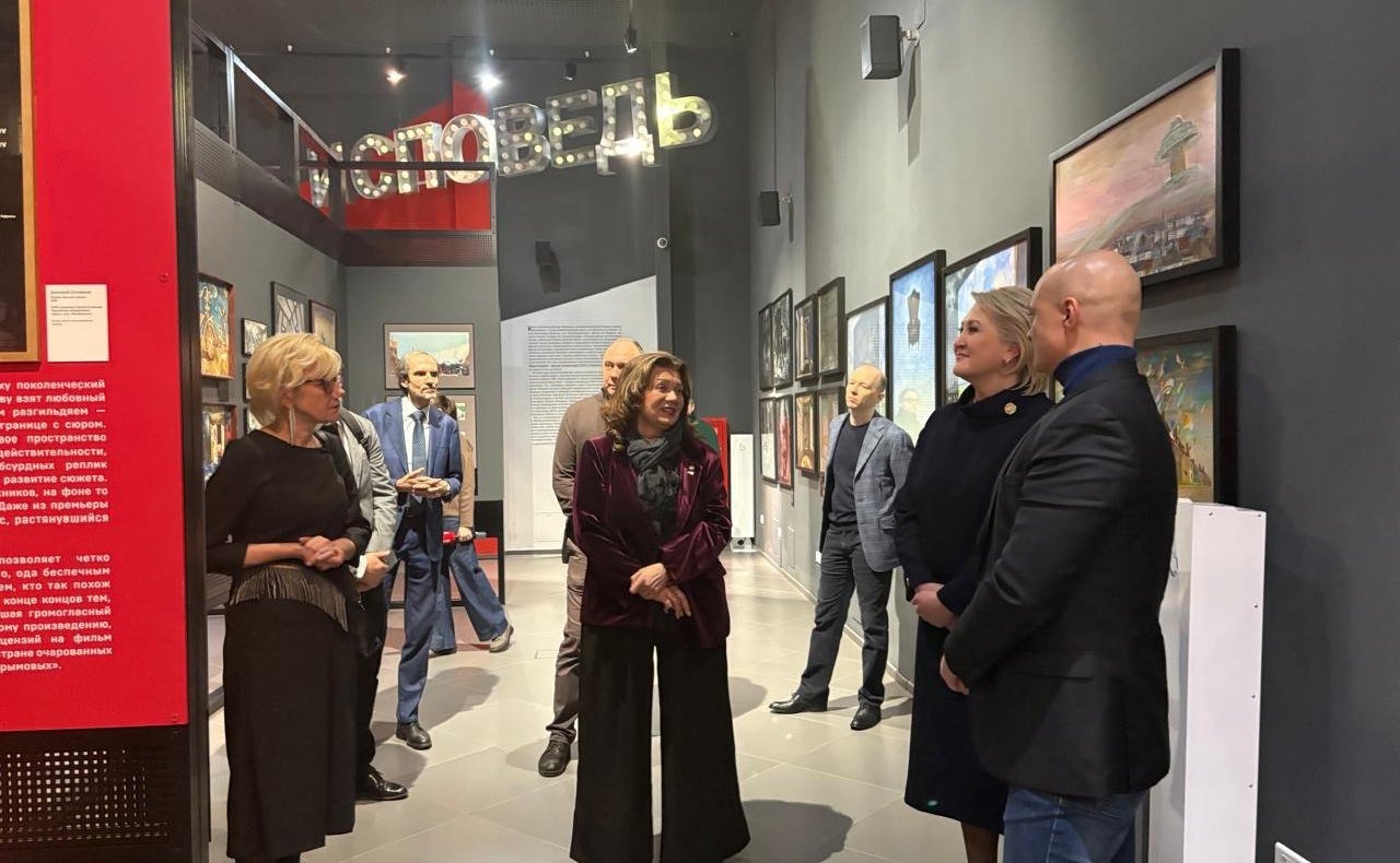 Лилия Гумерова провела заседание круглого стола на тему «Приоритеты государственной политики в области кинематографии, направленной на обеспечение культурного суверенитета России»