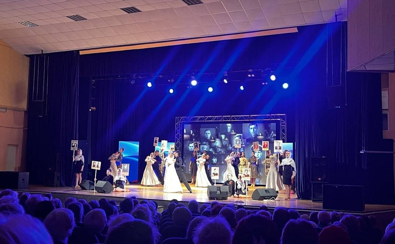 Сергей Перминов в Гатчинском муниципальном округе посетил памятные мероприятия, приуроченные к предстоящему 9 мая 80-летнему юбилею Великой Победы