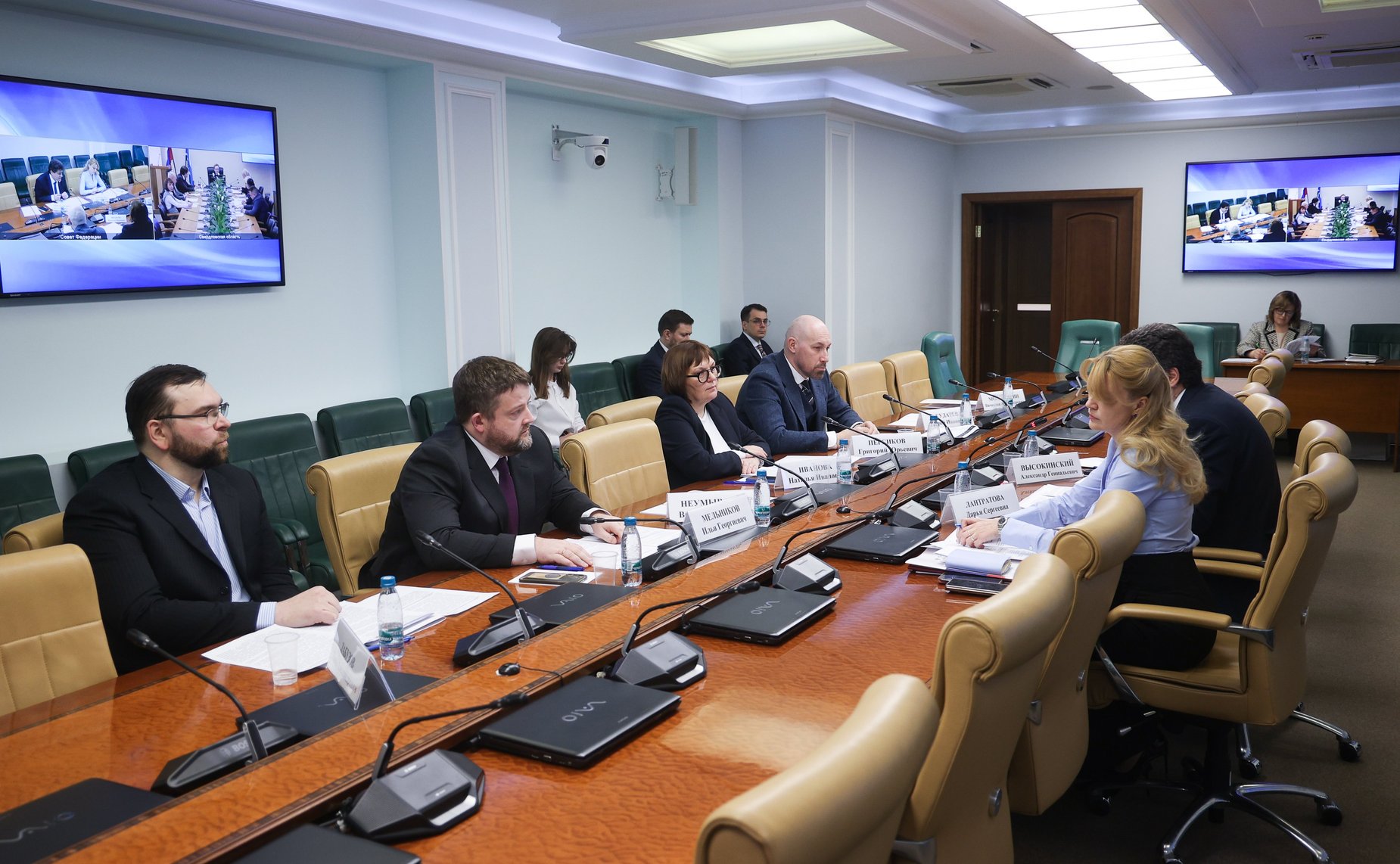 Совместное совещание комитетов СФ «Преодоление дефицита рабочих кадров, стимулирование предприятий к участию в финансировании подготовки специалистов»