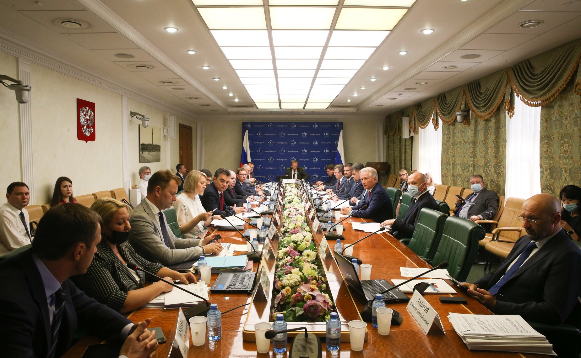 Расширенное заседание Комитета СФ по экономической политике