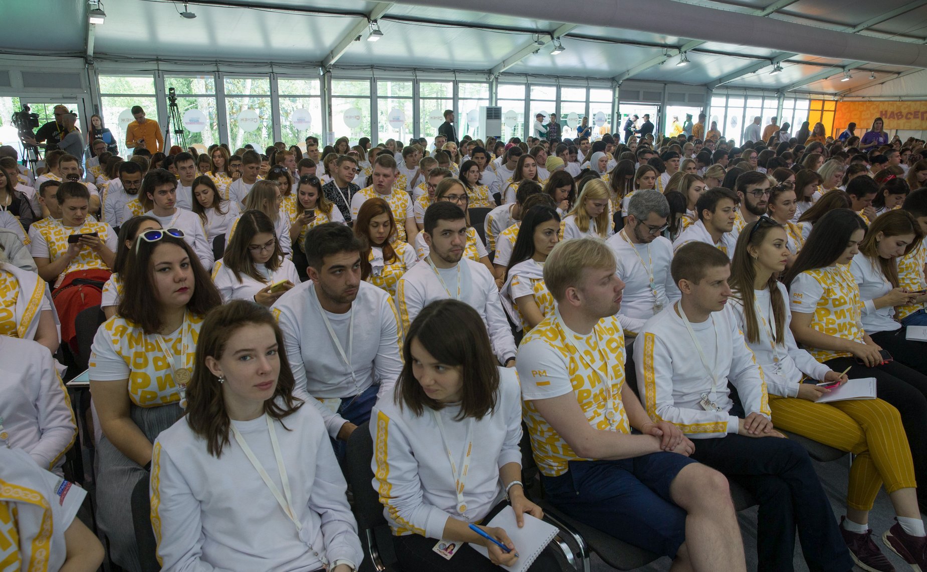 Встреча Валентины Матвиенко с участниками смены «Экосреда – образование» Всероссийского молодежного образовательного форума «Территория смыслов» на озере Сенеж