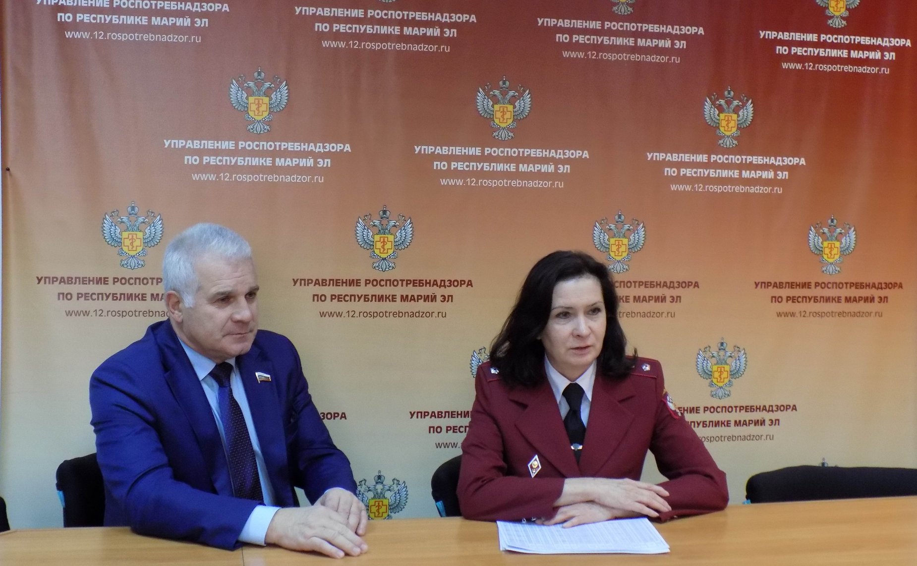 Сергей Мартынов встретился с главным государственным санитарным врачом республики Светланой Булатовой, сотрудниками коллектива регионального управления Роспотребнадзора