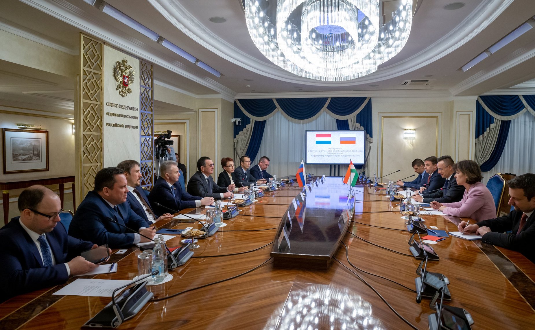 Встреча Николая Федорова с Министром внешнеэкономических связей и иностранных дел Венгрии Петером Сийярто