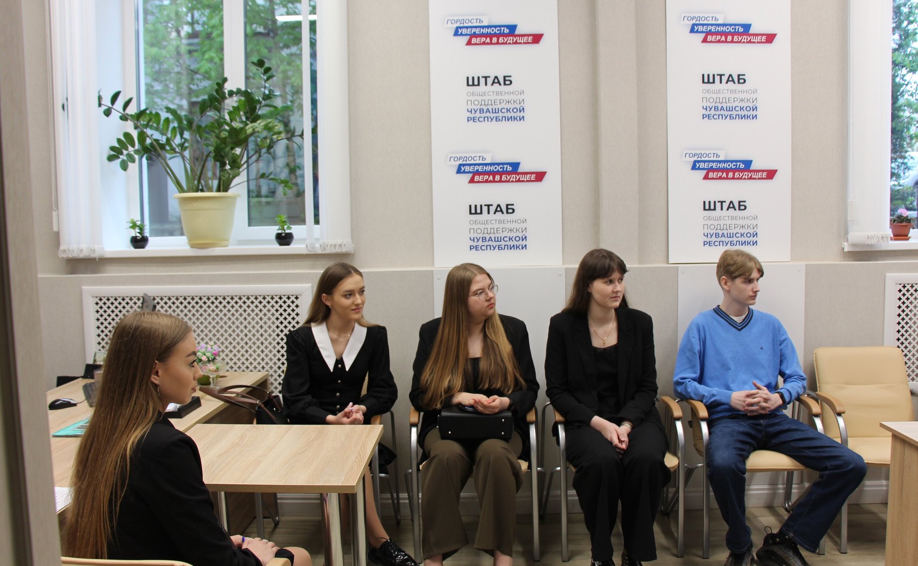 Николай Владимиров в Чебоксарах провел прием граждан