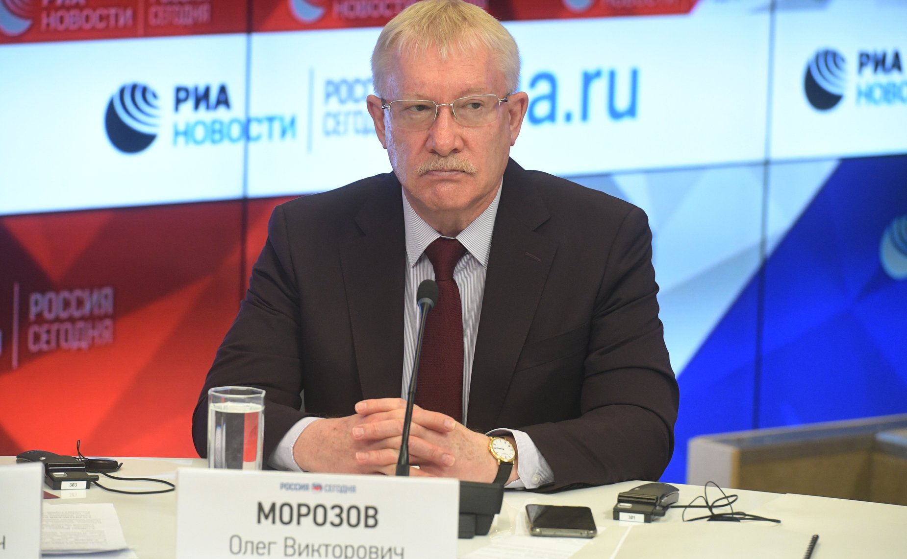 Олег Морозов