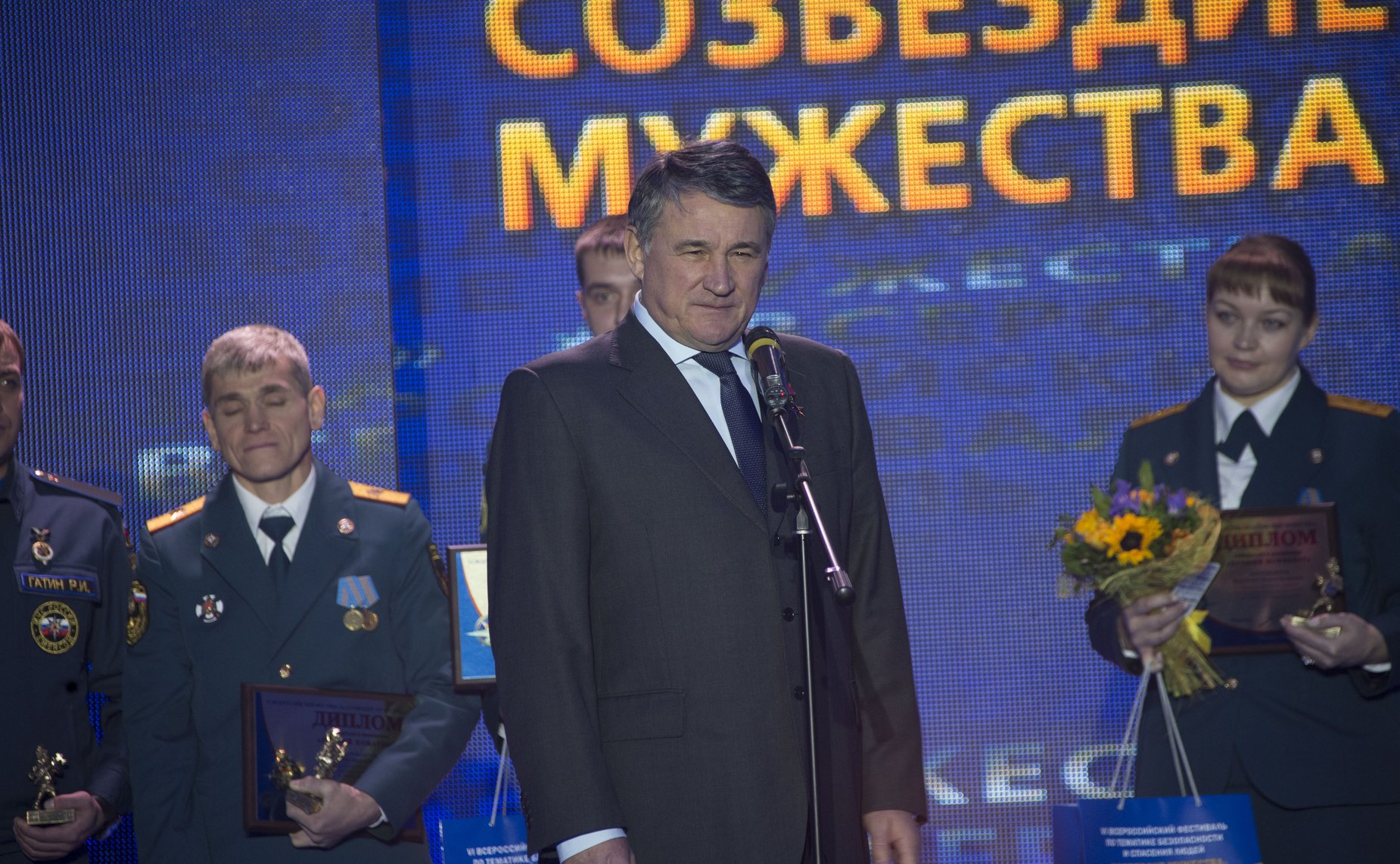 Ю. Воробьев на фестивале созвездие мужества