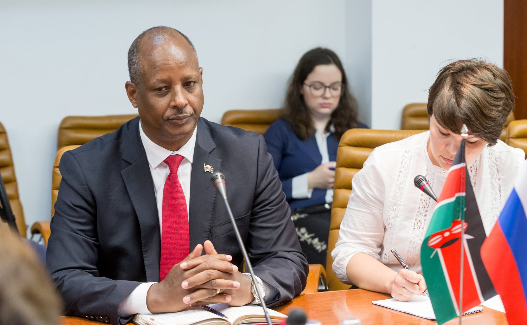 Встреча О. Тимофеевой с членом Комитета Национального собрания Кении по обороне и международным делам Дидо Али Рассо