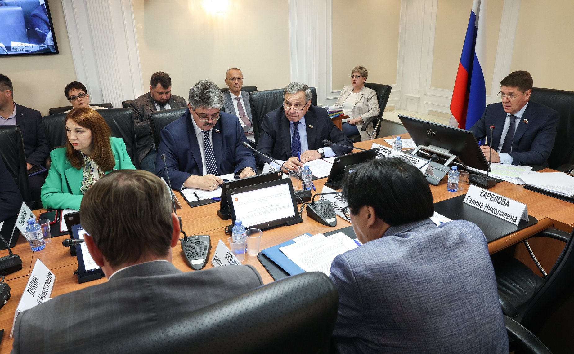 Заседание Комитета Совета Федерации по федеративному устройству, региональной политике, местному самоуправлению и делам Севера