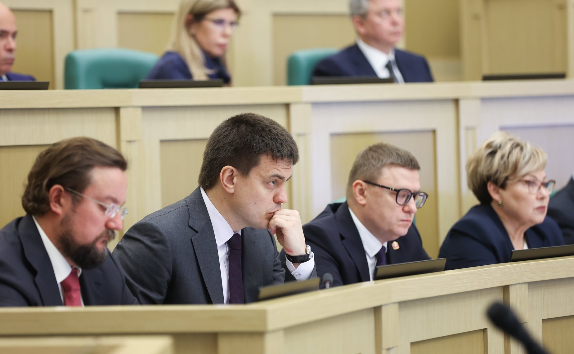 Парламентские слушания на тему «О параметрах проекта федерального бюджета на 2025 год и на плановый период 2026 и 2027 годов»