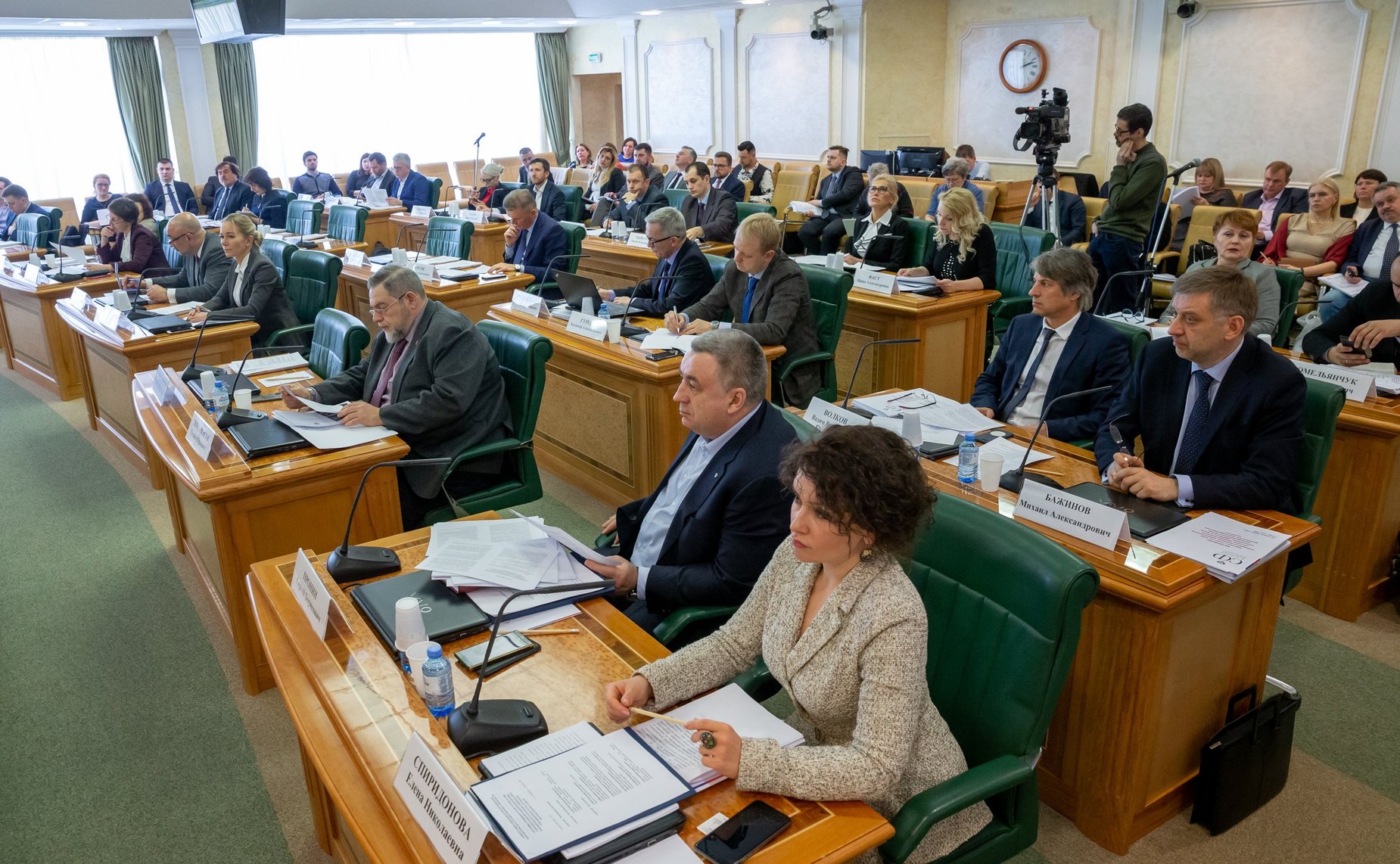 «Круглый стол» на тему «Совершенствование национальной системы принудительного исполнения судебных и иных юрисдикционных актов. Актуальные законодательные аспекты»