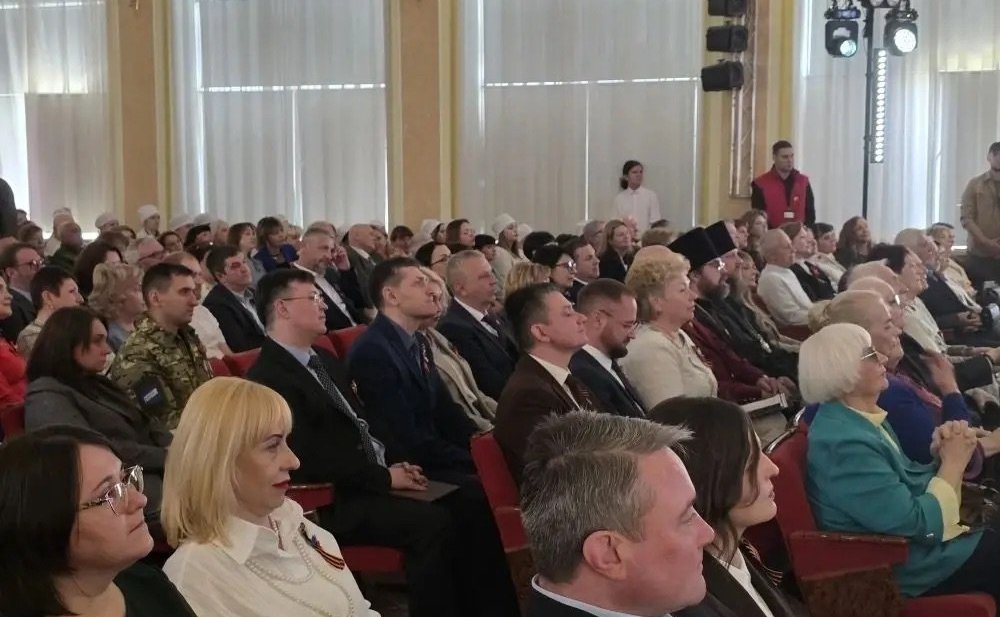 Ольга Бас приняла участие в торжественном мероприятии, посвященном 70-летию Луганского государственного медицинского университета имени Святителя Луки