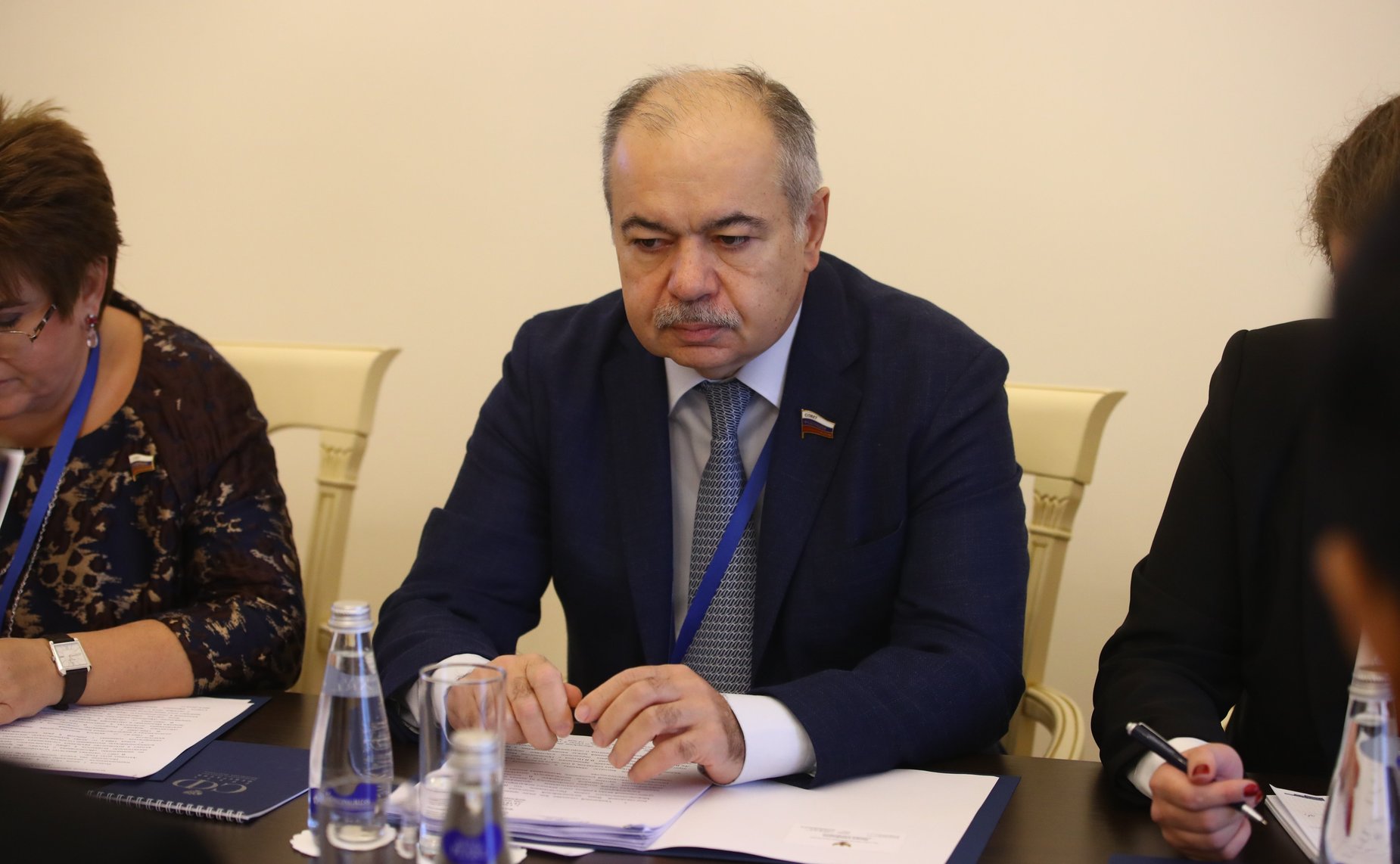 Встреча И. Умаханова с членом Конгресса Индонезии Ф. Зоном